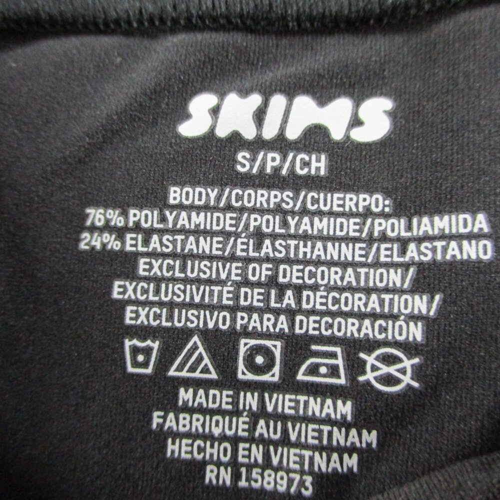 SKIMS Fits Everybody Long Sleeve T Shirt Womens Small Onyx Black Stretch NEW - Picture 4 of 9